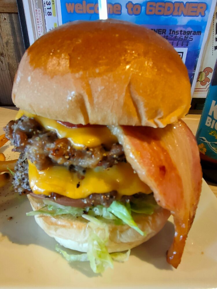 66DINERバーガー