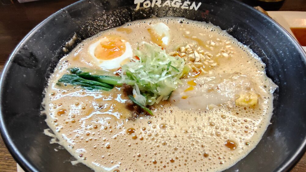 スペシャル担々麺