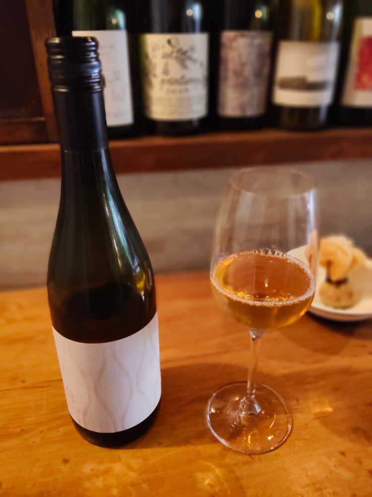 岡崎市ドメーヌイトウの白ワイン