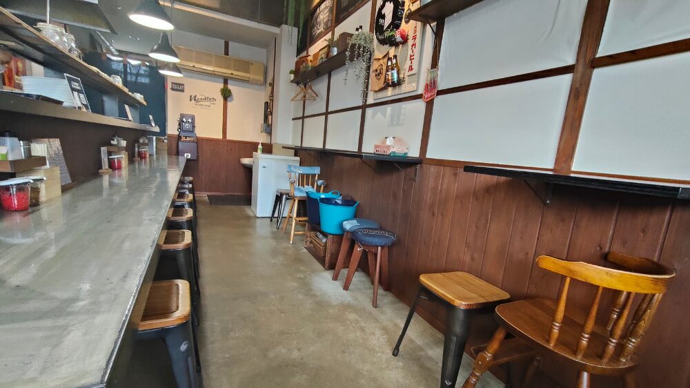 くわとろの店内