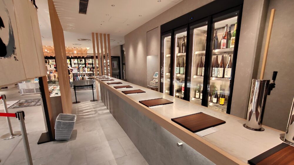 角打ち銘酒小路の店内