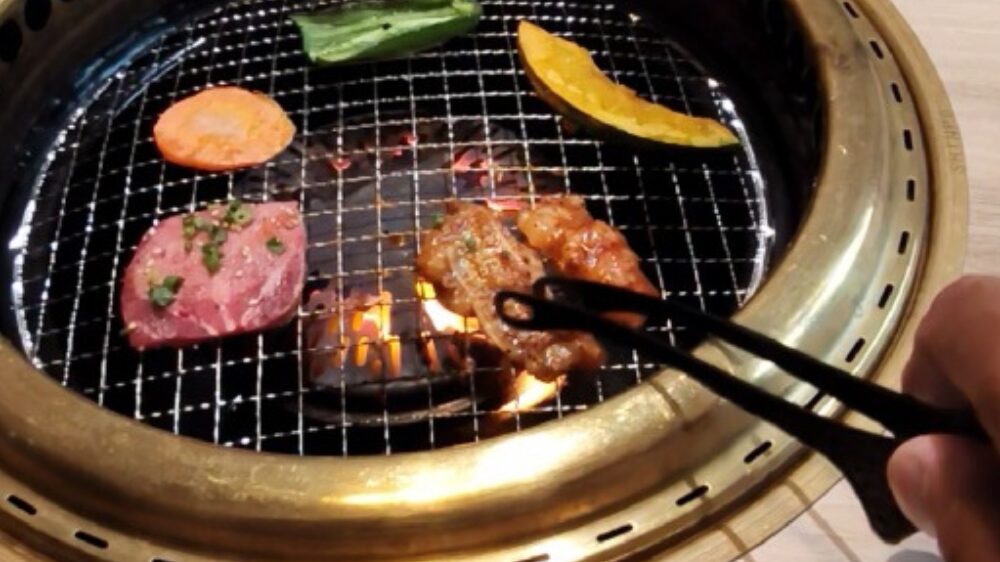 牛ホルモンの味噌